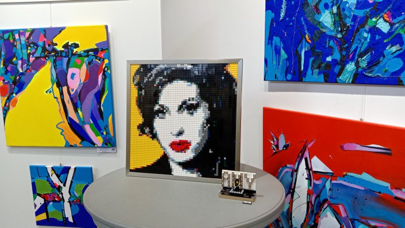 foto KOSTKY MEZI OBRAZY I. ...Hudba 4611