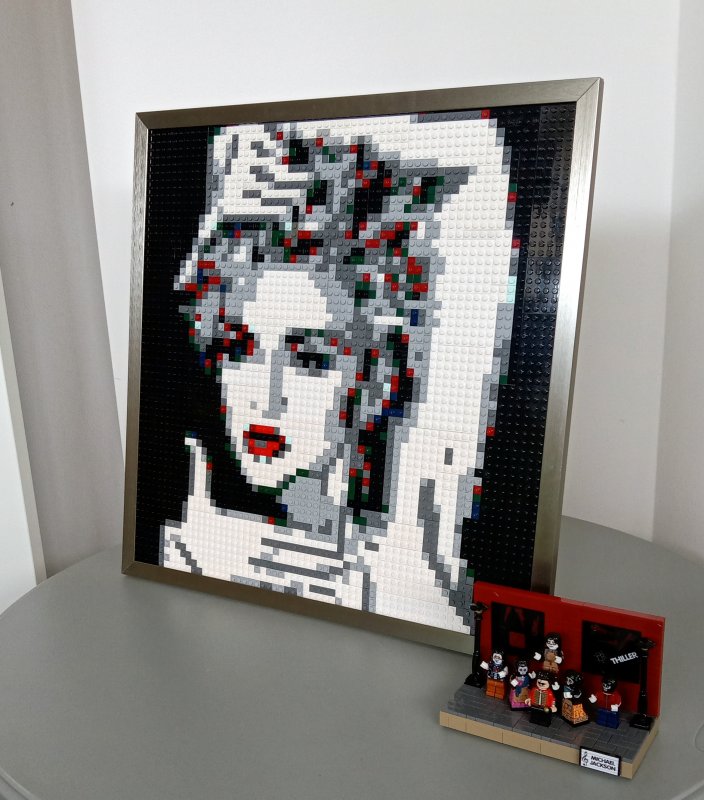 foto KOSTKY MEZI OBRAZY I. ...Hudba 4631