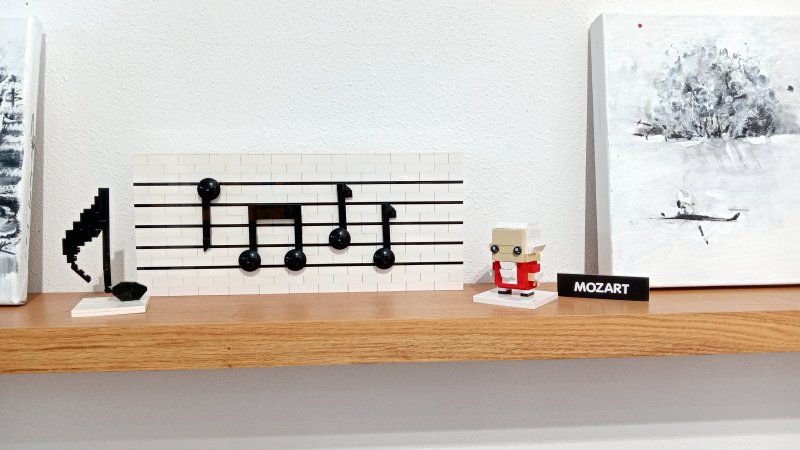 foto KOSTKY MEZI OBRAZY I. ...Hudba 4634