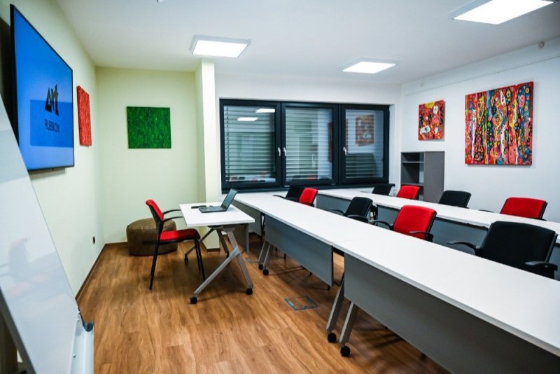 foto KOSTKY MEZI OBRAZY I. ...Hudba 4657