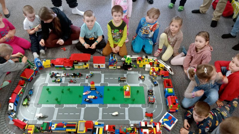 foto KOSTKOVÁNÍ MEZI DĚTMI 10357