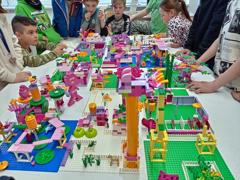 foto KOSTKOVÁNÍ MEZI DĚTMI 10361