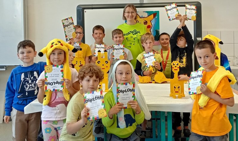 foto KOSTKOVÁNÍ MEZI DĚTMI 10371