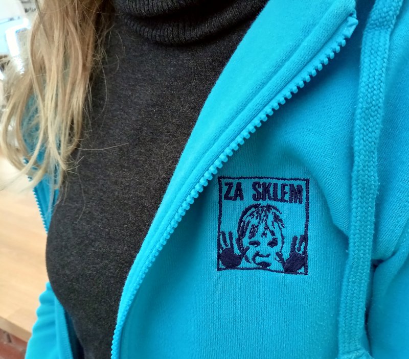 foto KOSTKOVÁNÍ ZA SKLEM 11788