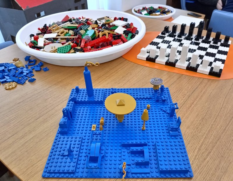 foto KOSTKOVÁNÍ ZA SKLEM 11789