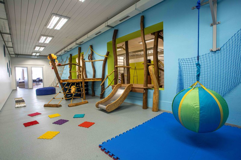 foto KOSTKOVÁNÍ ZA SKLEM 11811