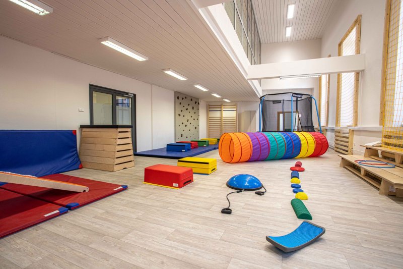 foto KOSTKOVÁNÍ ZA SKLEM 11813