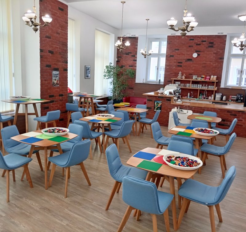 foto KOSTKOVÁNÍ ZA SKLEM 11814