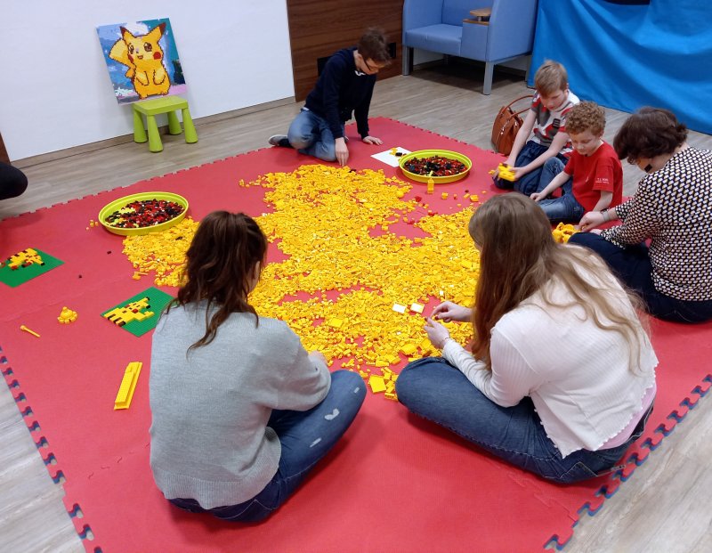 foto KOSTKOVÁNÍ ZA SKLEM 11816