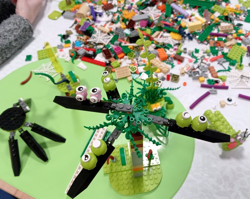 foto KOSTKOVÁNÍ ZA SKLEM 11819