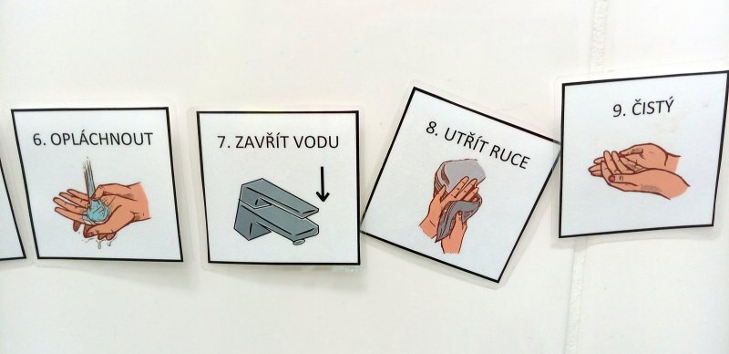 foto KOSTKOVÁNÍ ZA SKLEM 11822