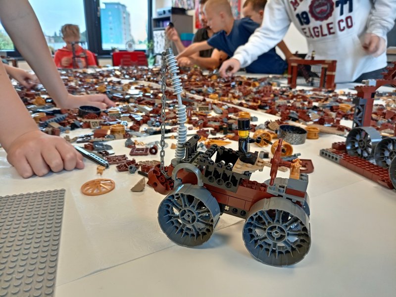 foto STEAMPUNK vynálezy 11992