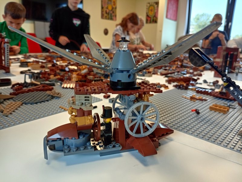 foto STEAMPUNK vynálezy 11997