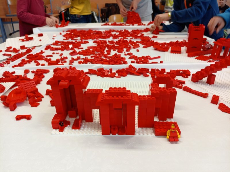 foto Červená architektura 13208