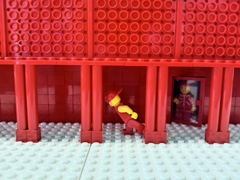 foto Červená architektura 13211