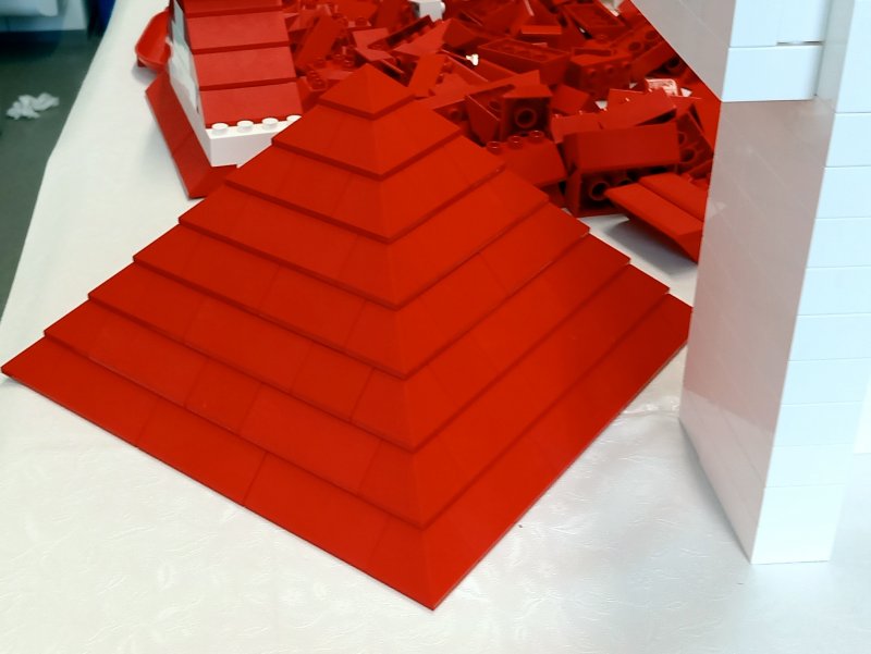 foto Červená architektura 13215