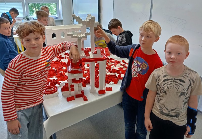 foto Červená architektura 13220