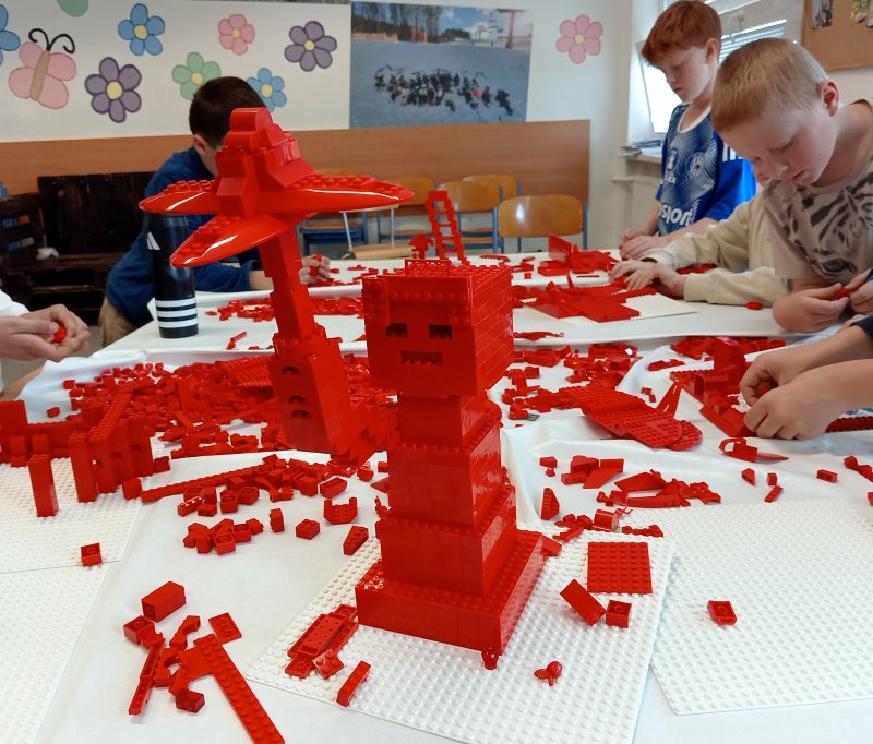 foto Červená architektura 13230