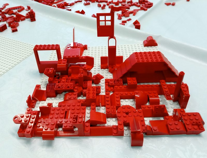 foto Červená architektura 13237