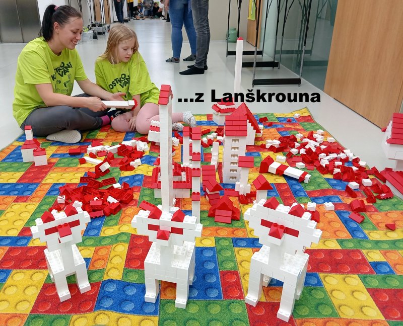 foto ČERVENOBÍLÁ TVORBA 13339