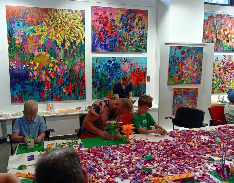 foto Nejen KVĚTY mezi KVĚTY 13722