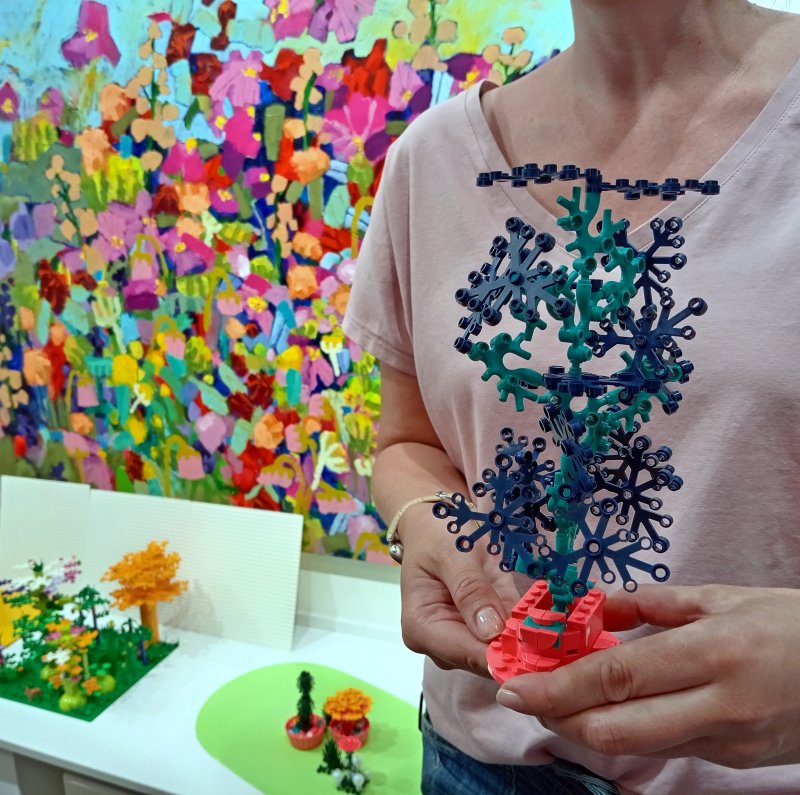 foto Nejen KVĚTY mezi KVĚTY 13735