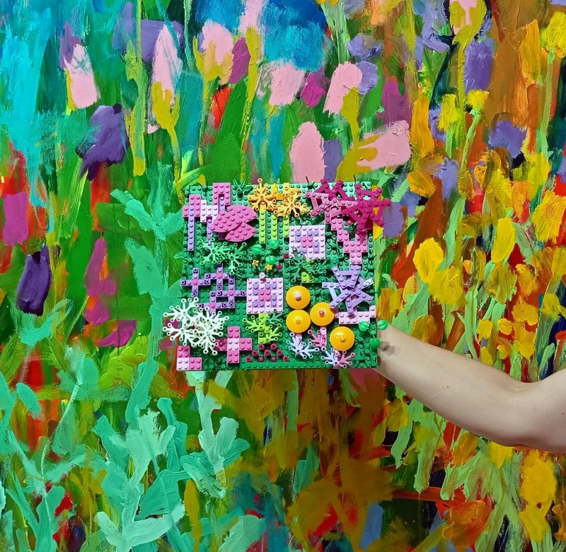 foto Nejen KVĚTY mezi KVĚTY 13778