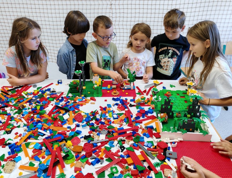 foto Stavíme SUPER MARIA 14124