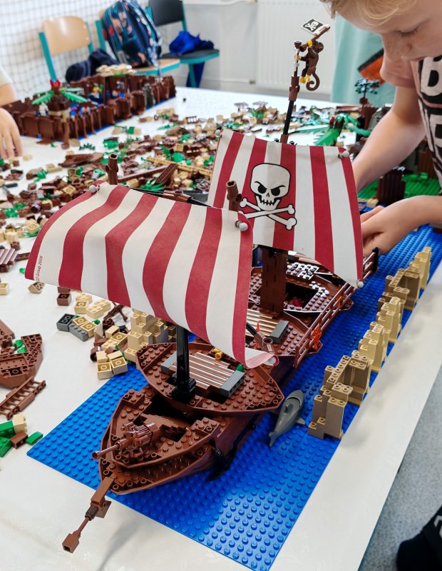 foto Tvoříme PIRÁTY...koráby, ostrovy s poklady