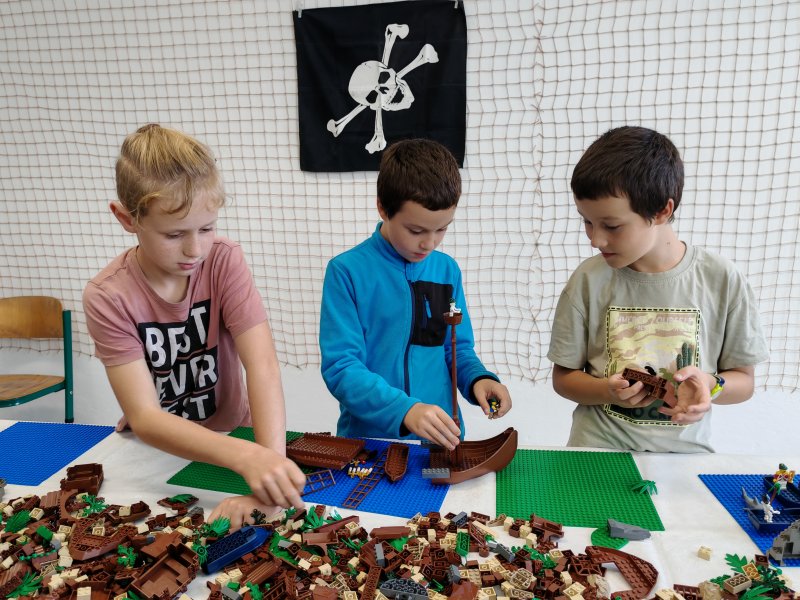 foto Tvoříme PIRÁTY...koráby, ostrovy s poklady 14168