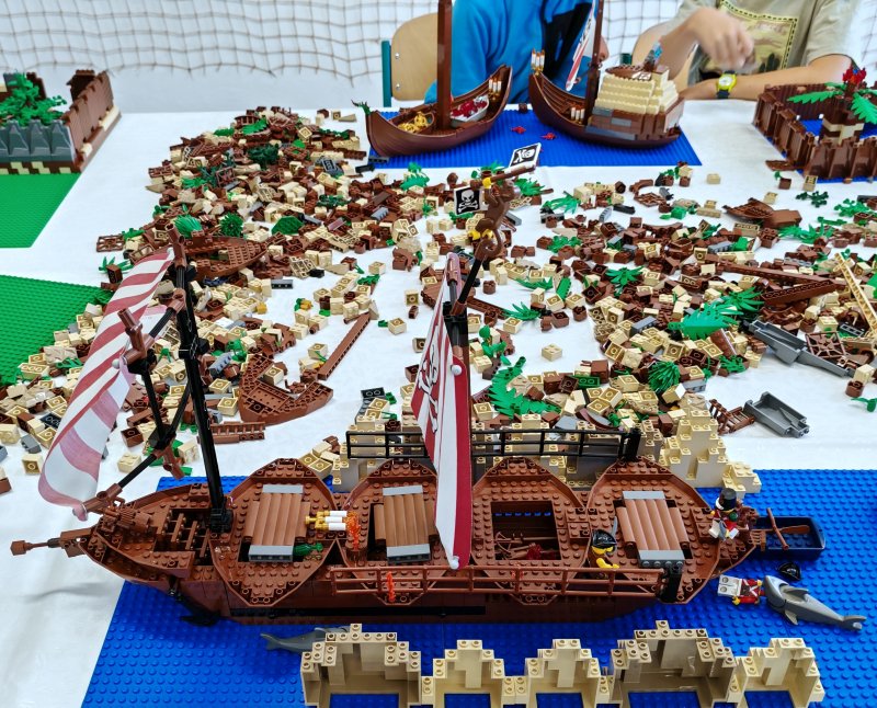 foto Tvoříme PIRÁTY...koráby, ostrovy s poklady 14197
