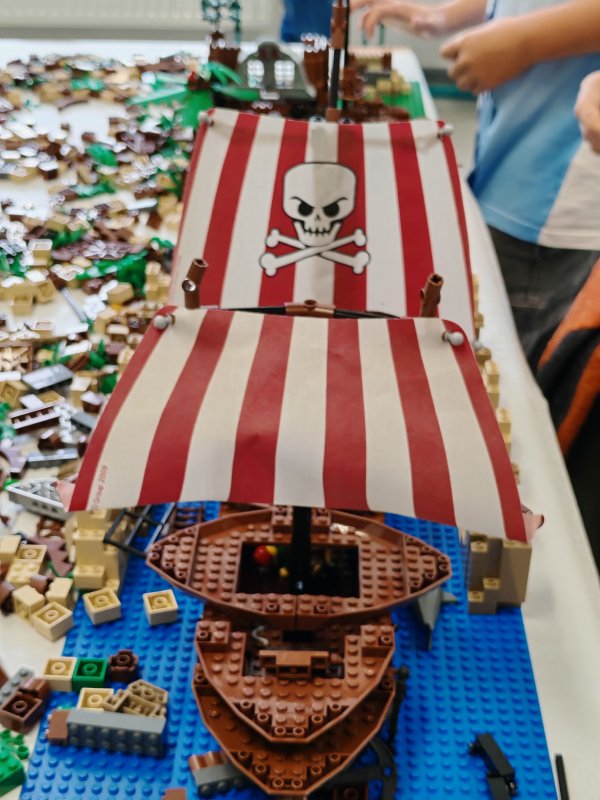 foto Tvoříme PIRÁTY...koráby, ostrovy s poklady 14201