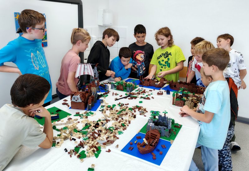 foto Tvoříme PIRÁTY...koráby, ostrovy s poklady 14208