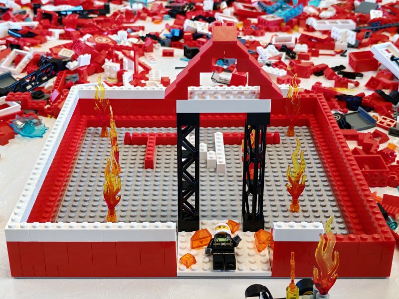 foto Stavíme HASIČE 14280