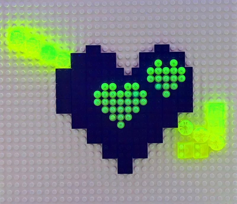 foto KOSTKY MEZI OBRAZY VI. Star Wars + Svítící vesmír 14320