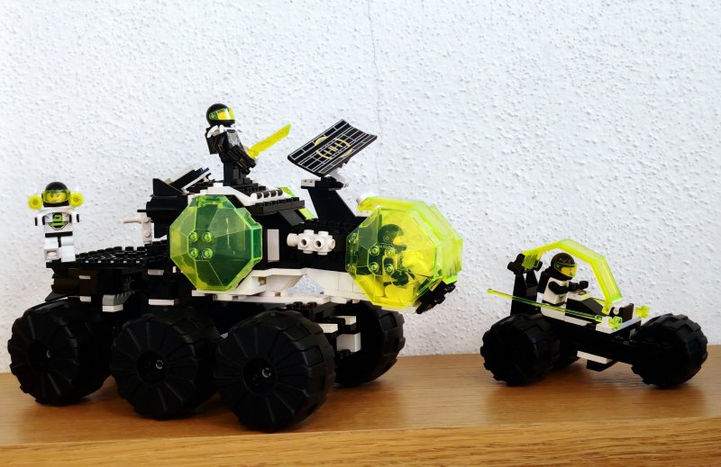 foto KOSTKY MEZI OBRAZY VI. Star Wars + Svítící vesmír 14338