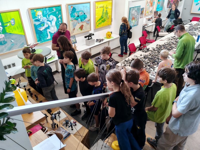 foto KOSTKY MEZI OBRAZY VI. Star Wars + Svítící vesmír 14351