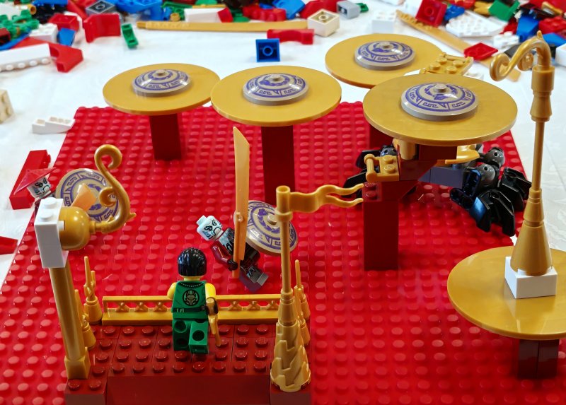 foto NINJAGO v Artu 14400