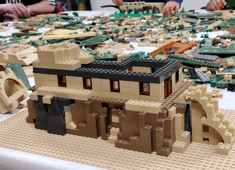 foto Stavíme KOUZELNICKÉ BRADAVICE 14565