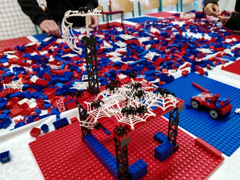 foto Stavíme SPIDERMAN styl 14599