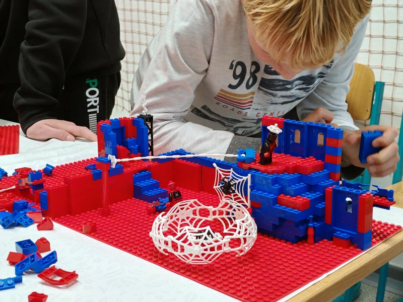 foto Stavíme SPIDERMAN styl 14606