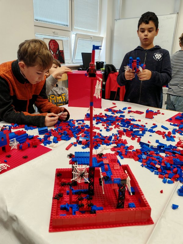 foto Stavíme SPIDERMAN styl 14618