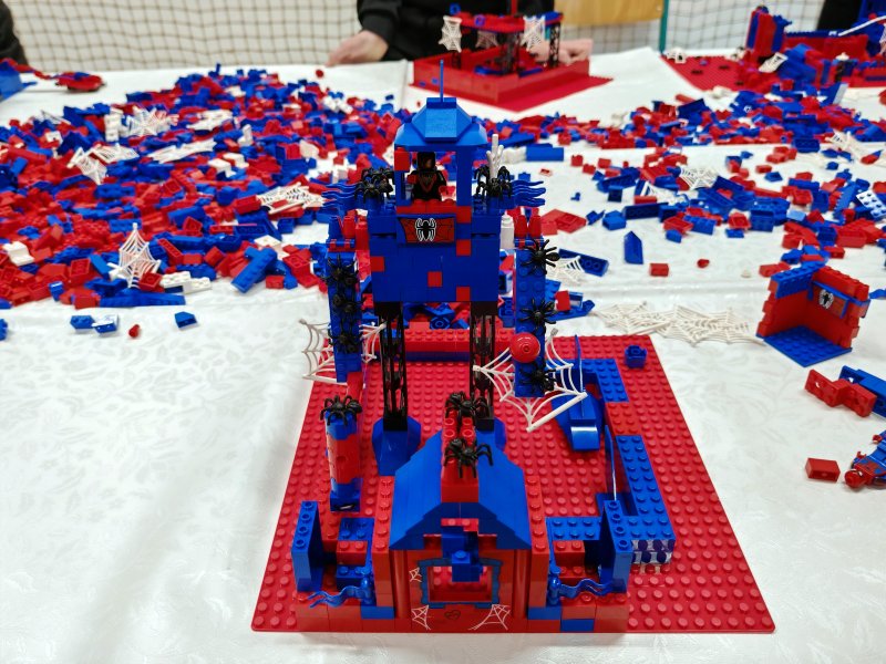 foto Stavíme SPIDERMAN styl 14621