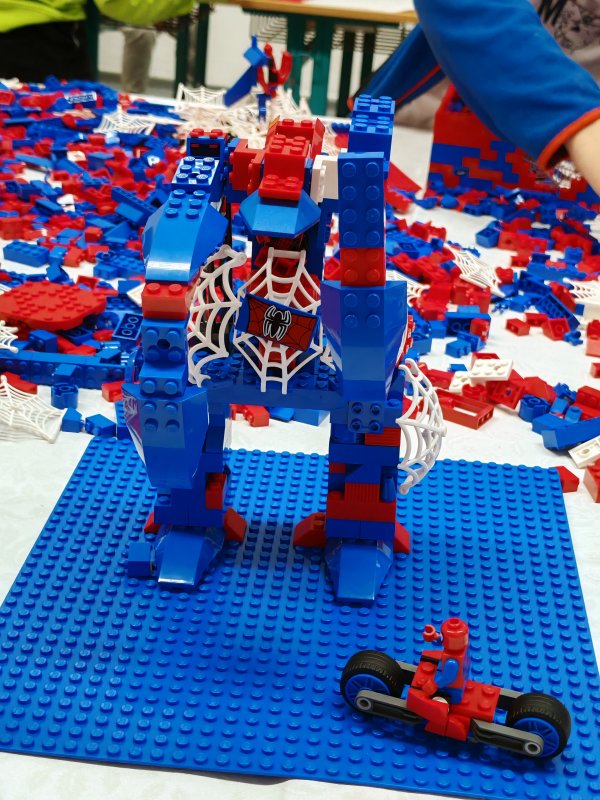 foto Stavíme SPIDERMAN styl 14623