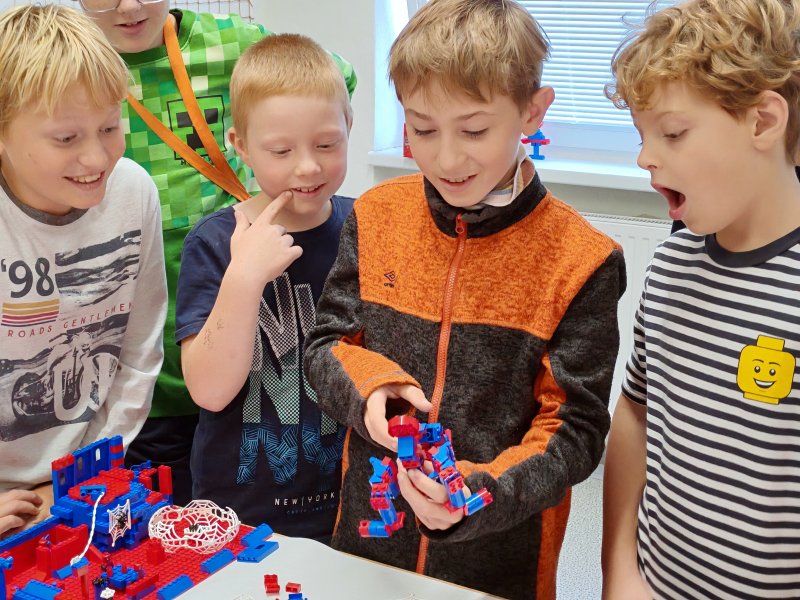 foto Stavíme SPIDERMAN styl 14633