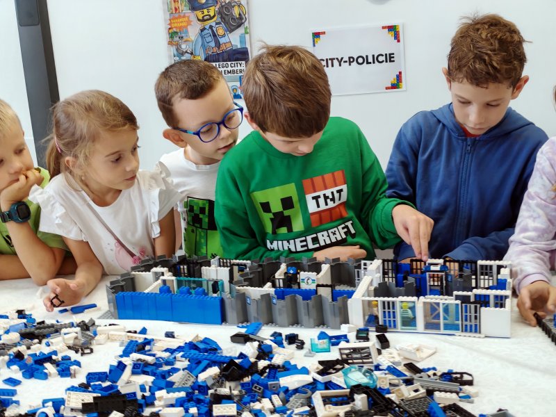 foto Policisté a padouši 14662