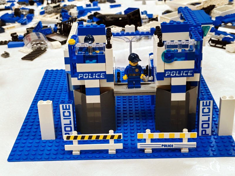 foto Lupiči a poliši v Artu 15063