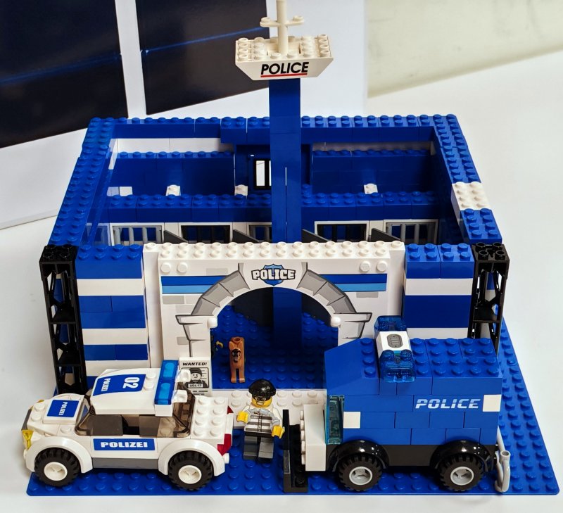 foto Lupiči a poliši v Artu 15065