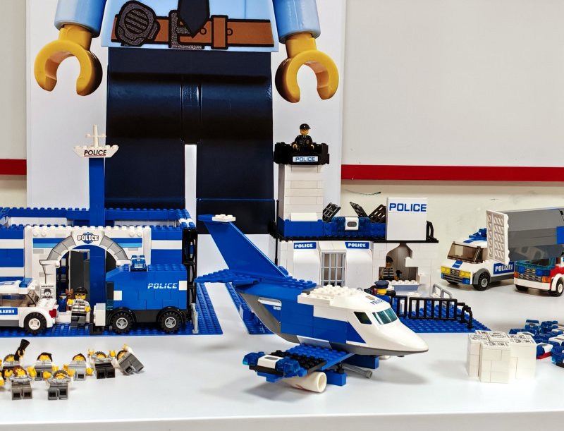 foto Lupiči a poliši v Artu 15093