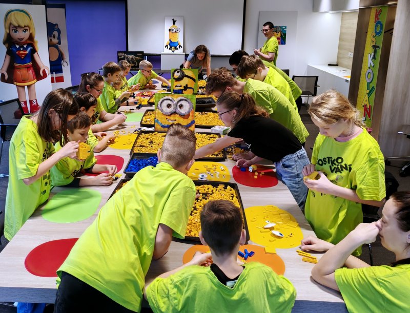 foto 4. SEZNAMKA stavitelů Kostkování 15208